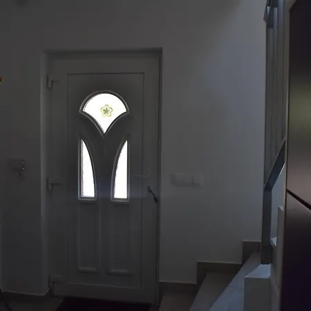 Sziget Vendeghaz 3* סיגליגט