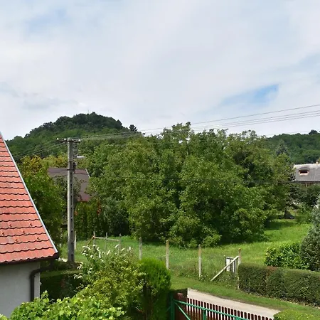 Sziget Vendeghaz 3* סיגליגט