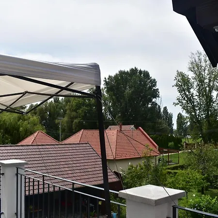 Sziget Vendeghaz 3* Szigliget