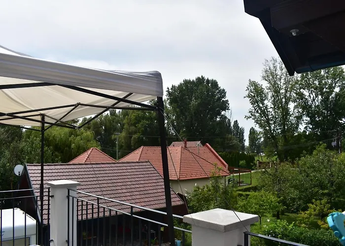 Sziget Vendeghaz 3* Szigliget